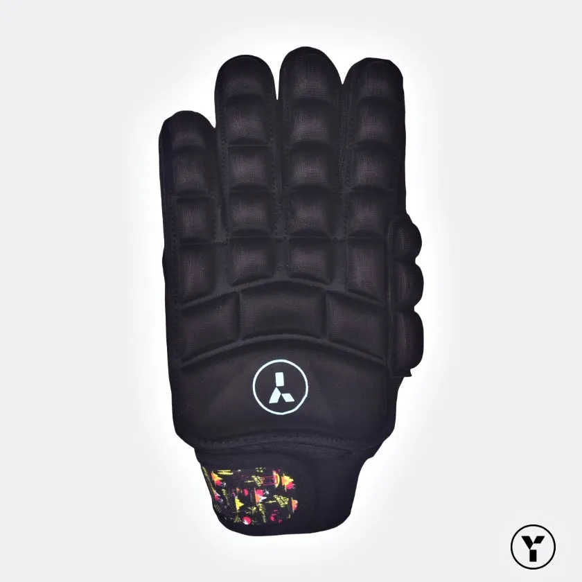 AT6 Indoor Foam Glove