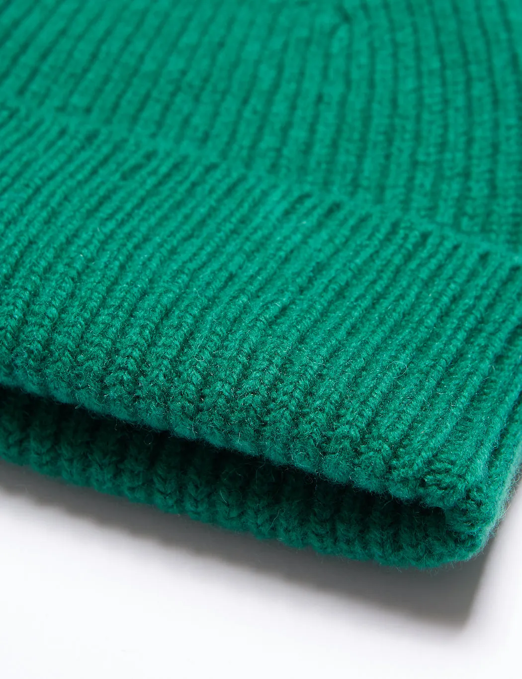 Bhode Aran Short Beanie Hat (Lambswool) - Grove Green